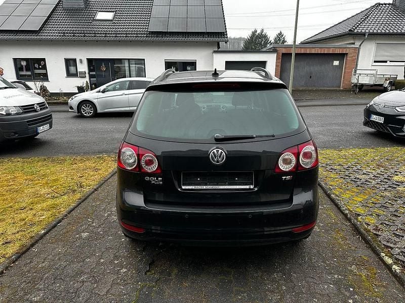 Gebraucht VW Golf Plus Cross Match 122 PS (89 kW) 2012 Rot Van / Kleinbus