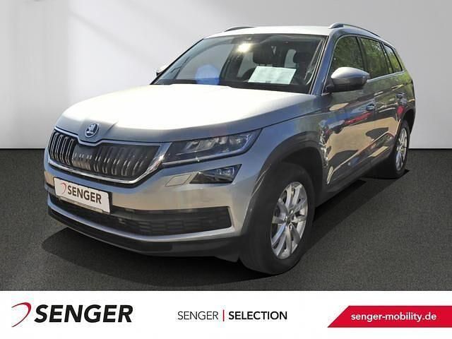 Empiregrau metallic met. Gebraucht 2020 Skoda Kodiaq Style SUV | 31.380 € (Guter Preis) - Bild 1/3