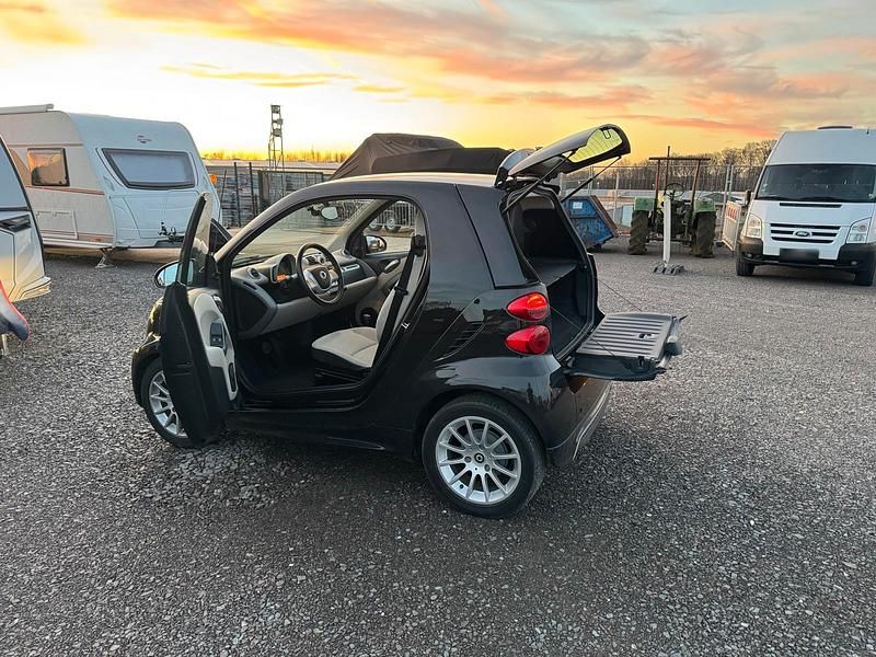Gebraucht Smart ForTwo Coupé 71 PS (52 kW) 2013 Schwarz Coupé