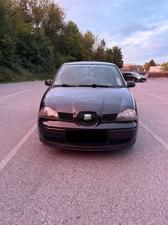 Schwarz Gebraucht 2004 Seat Arosa Stella Kleinwagen | 745 € (Guter Preis) - Bild 1/4