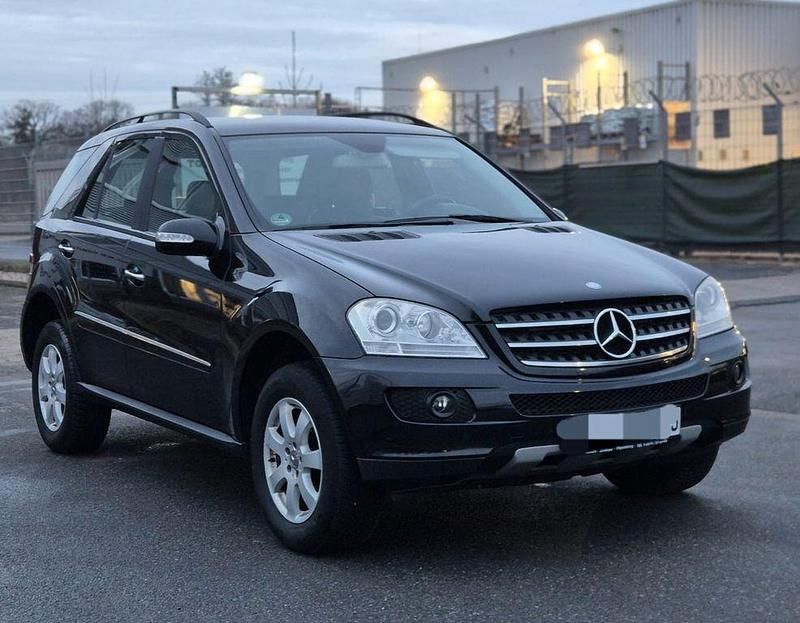 Gebraucht Mercedes ML280 190 PS (139 kW) 2007 Schwarz SUV