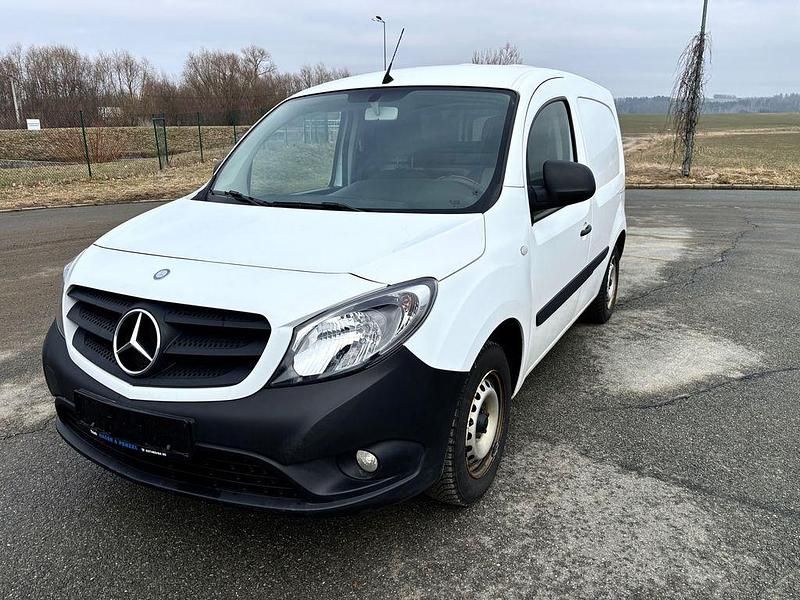 Weiß Gebraucht 2018 Mercedes Citan 109 | 8.600 € (Fairer Preis) - Bild 1/4