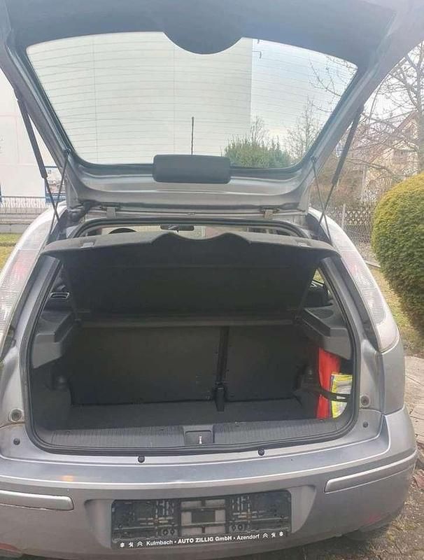 Gebraucht Opel Corsa Edition 60 PS (44 kW) 2006 Grau Limousine