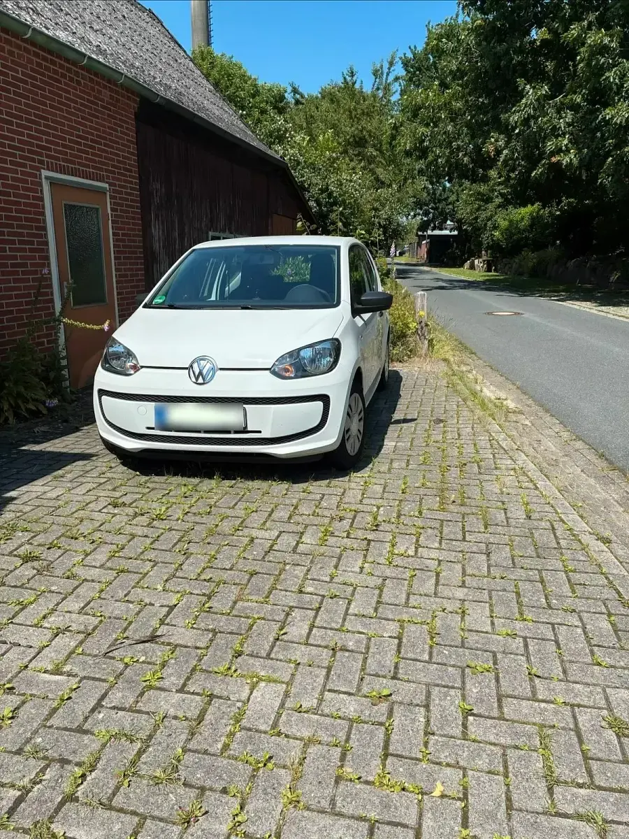Gebraucht VW up! 68 PS (50 kW) 2013 Weiß Kleinwagen