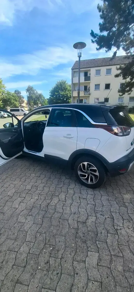 Gebraucht Opel Crossland 131 PS (96 kW) 2018 Weiß SUV