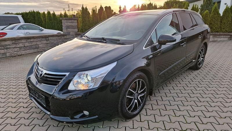 Schwarz Gebraucht 2011 Toyota Avensis Executive Kombi | 3.700 € (Superpreis) - Bild 1/4