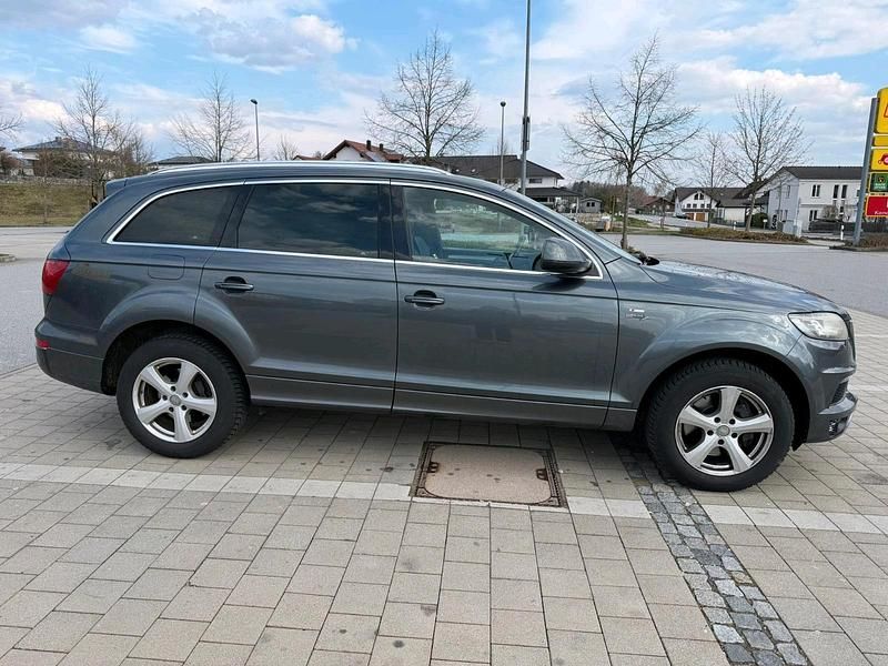 Gebraucht Audi Q7 S-Line 240 PS (176 kW) 2011 Grau SUV