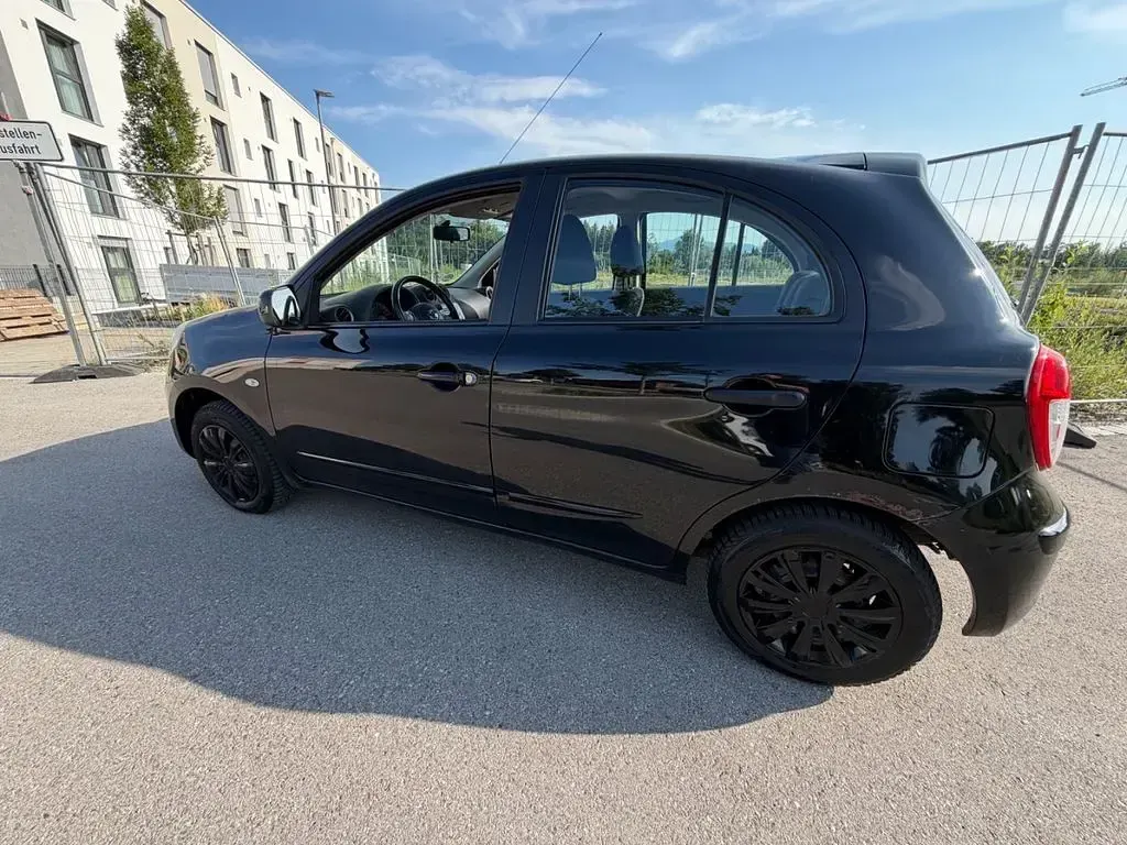 Gebraucht Nissan Micra 80 PS (58 kW) 2011 Schwarz Kleinwagen