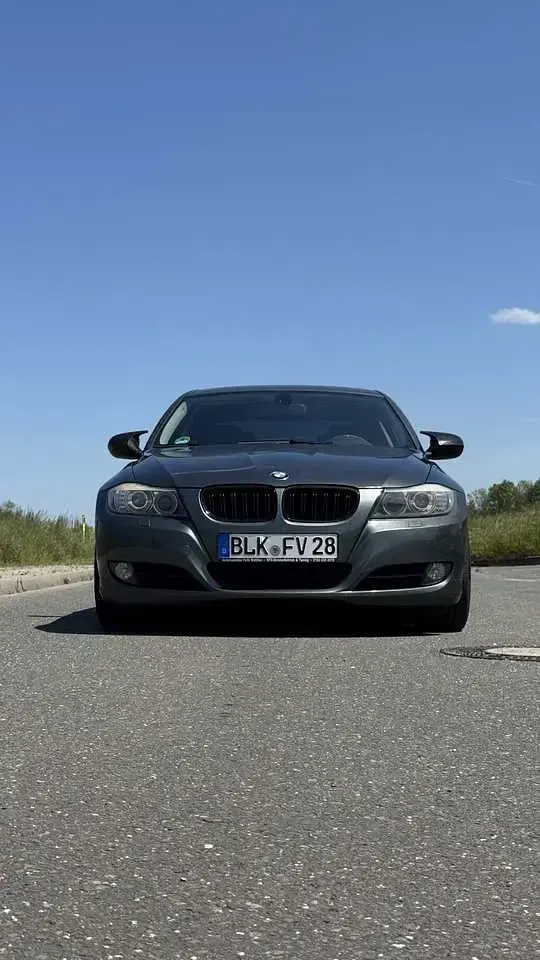 Gebraucht BMW 318 Performance 143 PS (105 kW) 2009 Grün Limousine