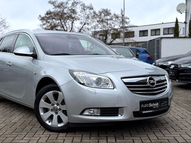 Gebraucht Opel Insignia Active 160 PS (117 kW) 2013 Silber Kombi