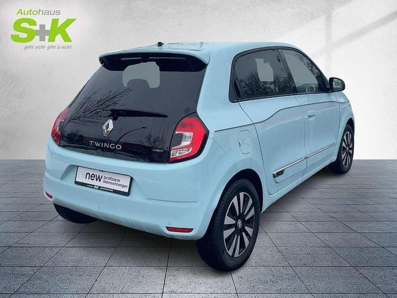 Gebraucht Renault Twingo Techno 60 kW (82 PS) 2023 Pastellblau (blau) Kleinwagen
