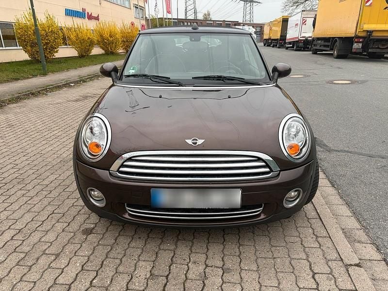 Usata Mini Cooper Cabriolet 120 CV (88 kW) 2009 Marrone Cabrio