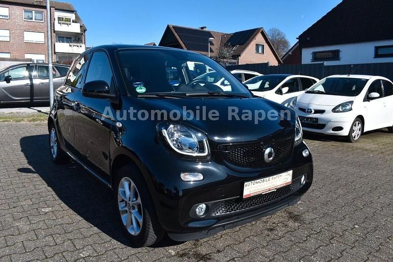 Second-hand Smart ForFour 90 CP (66 kW) 2018 Negru Hatchback