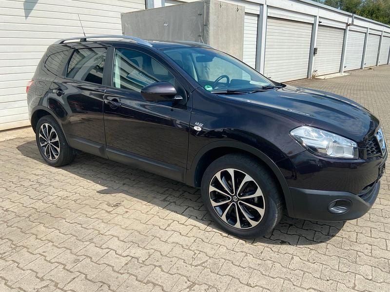 Andere außenfarben Gebraucht 2012 Nissan Qashqai +2 360º SUV | 8.550 € (Fairer Preis) - Bild 1/2