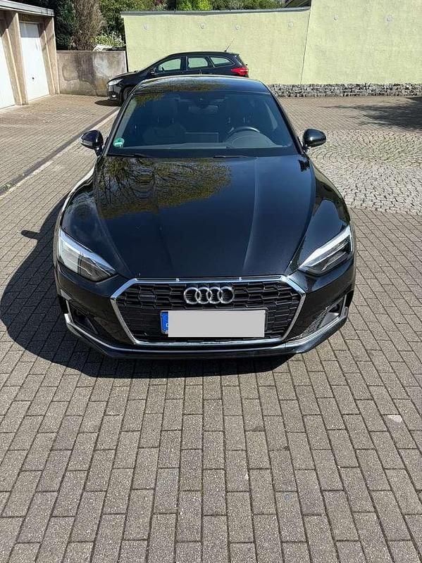 Schwarz Gebraucht 2023 Audi A5 Advanced Kleinwagen | 39.000 € (Teuer) - Bild 1/4