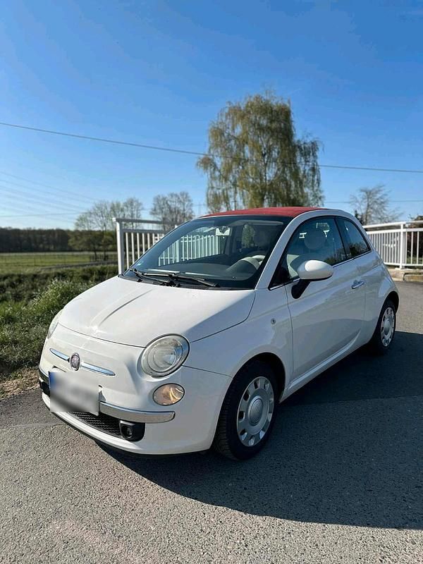Weiß Gebraucht 2010 Fiat 500 Cabrio | 5.500 € (Fairer Preis) - Bild 1/4