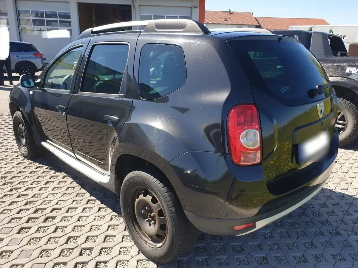 Gebraucht Dacia Duster Prestige 105 PS (77 kW) 2011 Schwarz SUV