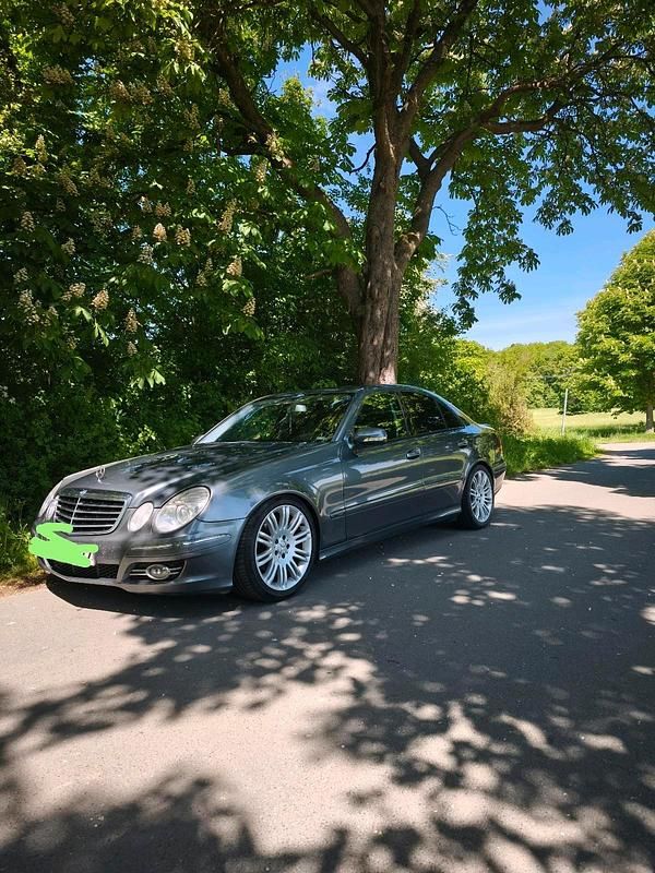 Grau Gebraucht 2008 Mercedes 280 Avantgarde Limousine | 7.300 € - Bild 1/4