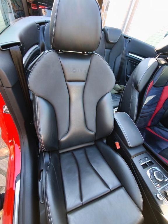 Gebraucht Audi A3 Cabriolet Ambiente 179 PS (131 kW) 2015 Rot Cabrio