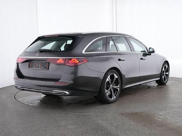 Gebraucht 2024 Mercedes E300 | 49.580 € (Superpreis) - Bild 1/4