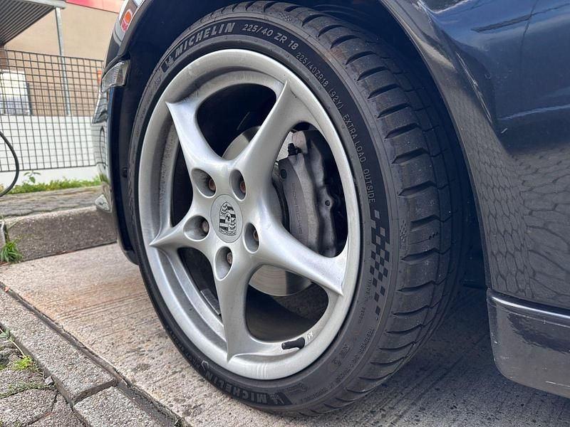 Gebraucht Porsche Boxster 228 PS (167 kW) 2002 Schwarz Cabrio