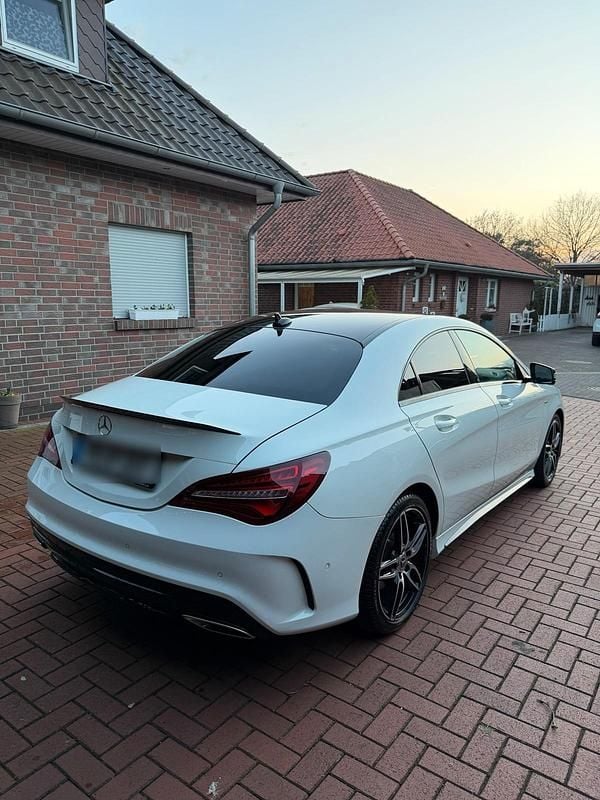 Gebraucht Mercedes CLA180 110 PS (80 kW) 2017 Weiß Limousine