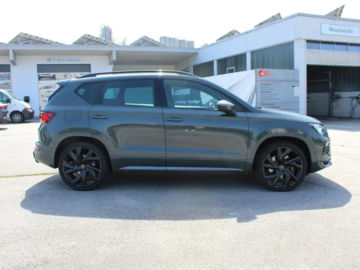 Gebraucht Cupra Ateca 300 PS (220 kW) 2025 Grün (dark forest) schwarz (alcantara) SUV