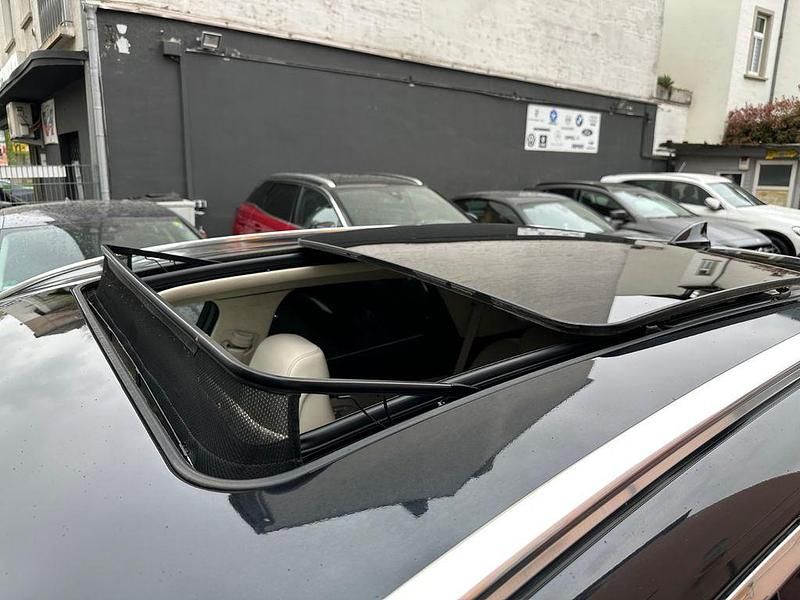 Second-hand Genesis GV70 305 CP (224 kW) 2021 Negru SUV
