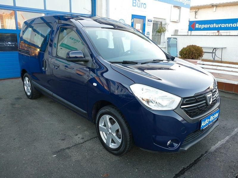 Gebraucht Dacia Dokker 102 PS (75 kW) 2017 Blau Van / Kleinbus