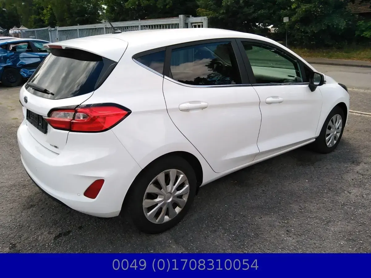 Gebraucht Ford Fiesta Titanium 125 PS (91 kW) 2022 Weiß Kleinwagen