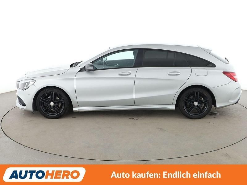 Gebraucht Mercedes CLA200 Shooting Brake AMG line 156 PS (114 kW) 2017 Grau Kombi