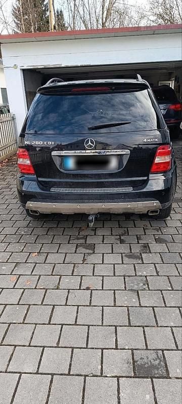 Gebraucht Mercedes ML280 190 PS (139 kW) 2007 Schwarz SUV