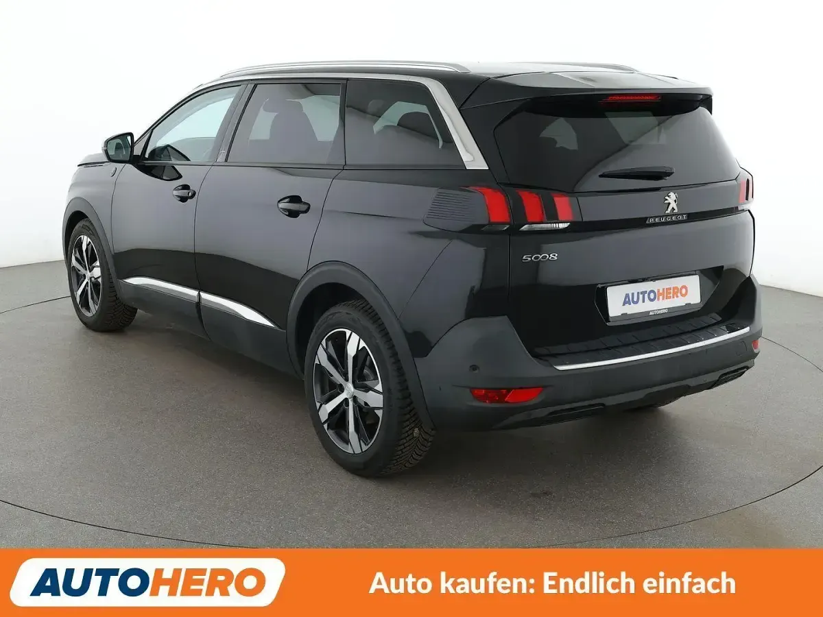 Gebraucht Peugeot 5008 Crossway 177 PS (130 kW) 2019 Schwarz SUV