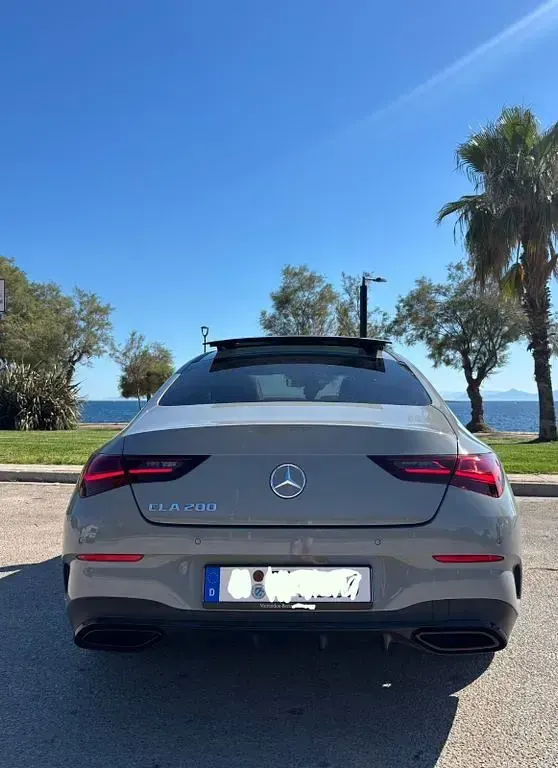 Gebraucht Mercedes CLA200 AMG line 163 PS (119 kW) 2025 Grau Limousine