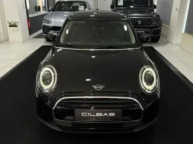 Gebraucht Mini John Cooper Works Classic 102 PS (75 kW) 2021 Midnight black metallic Kleinwagen