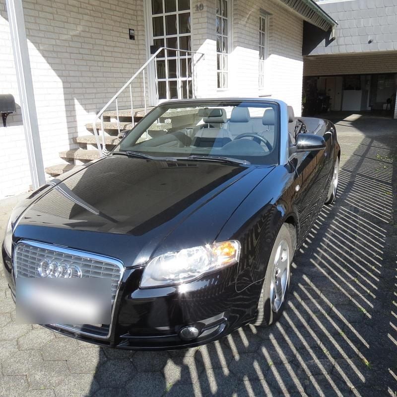 Schwarz Gebraucht 2006 Audi A4 Cabriolet Comfort Cabrio | 7.499 € - Bild 1/4