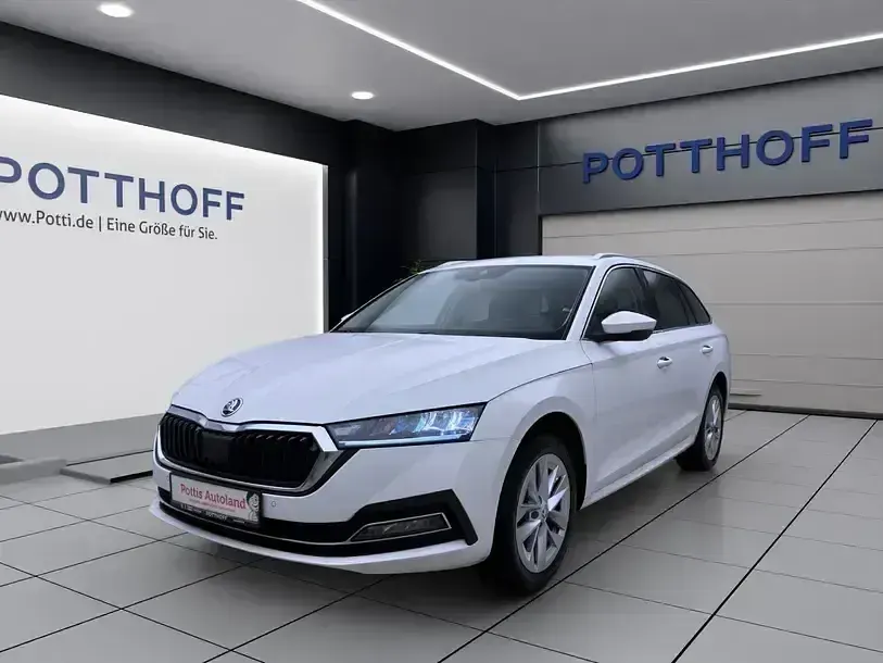 Gebraucht Skoda Octavia Style 116 PS (85 kW) 2023 Candyweiss Kombi