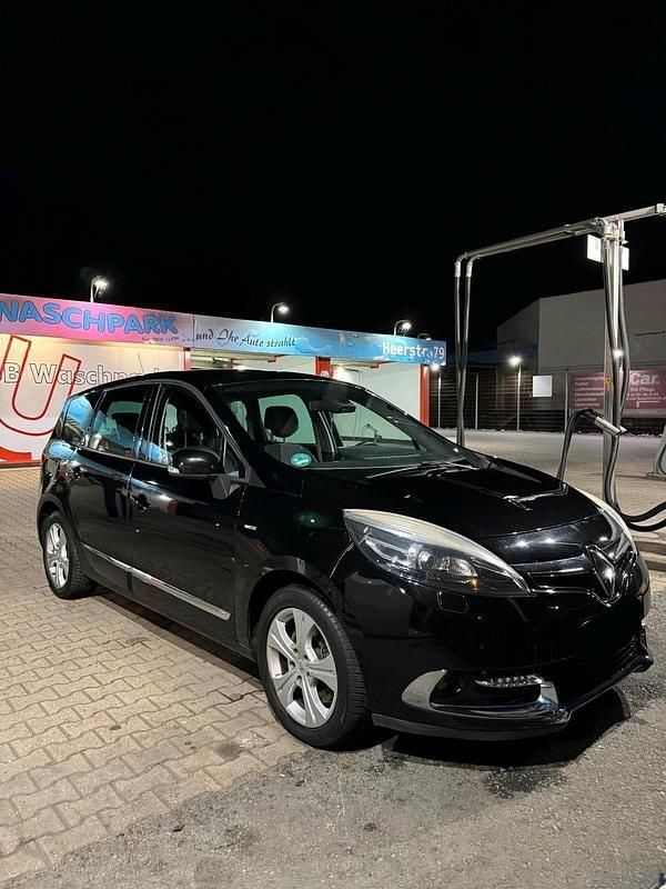 Schwarz Gebraucht 2013 Renault Grand Scénic III Bose Edition Van / Kleinbus | 6.000 € (Fairer Preis) - Bild 1/4