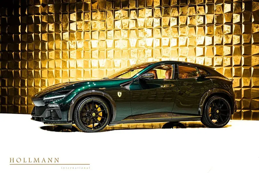 Neu Ferrari Purosangue 725 PS (533 kW) 2025 Grün SUV