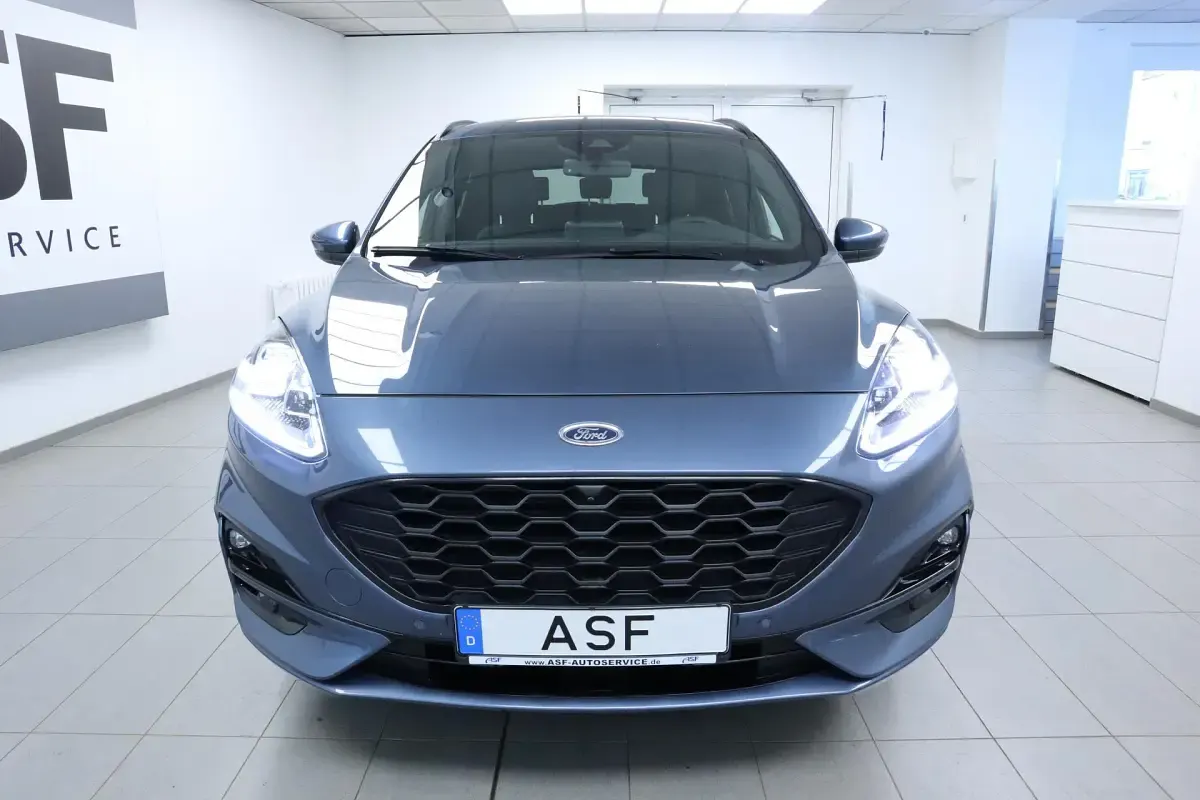 Gebraucht Ford Kuga ST-Line X 150 PS (110 kW) 2021 Chromablau SUV