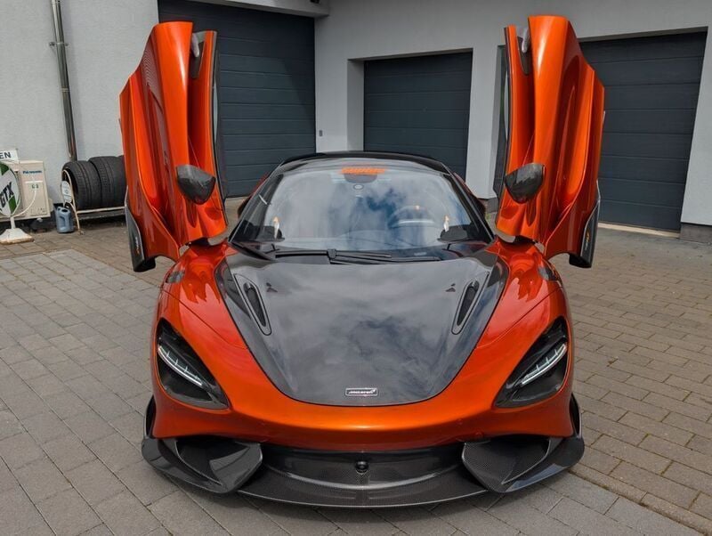 Gebraucht McLaren 765LT 765 PS (562 kW) 2021 Orange Coupé
