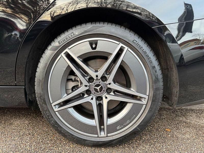 Gebraucht Mercedes C300 AMG 265 PS (194 kW) 2025 Schwarz Limousine