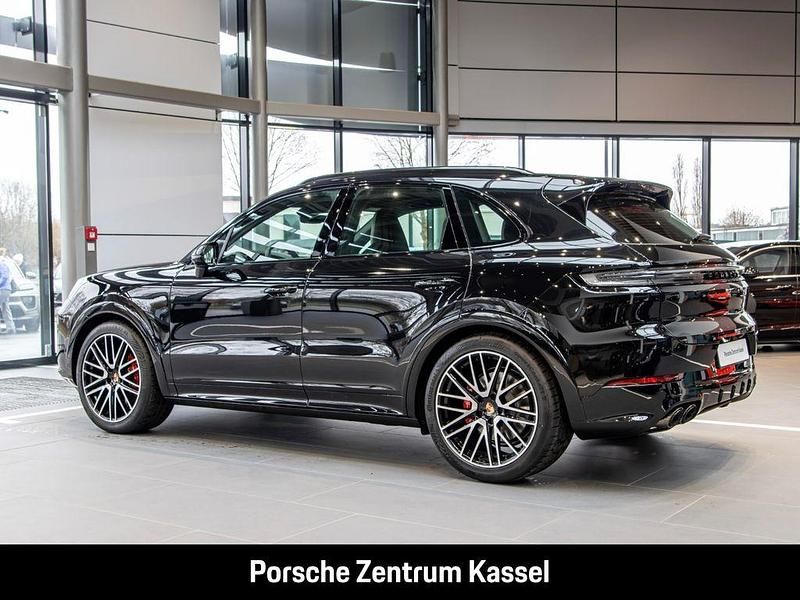Neu Porsche Cayenne GTS 500 PS (367 kW) 2026 Schwarz SUV