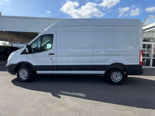 Gebraucht Ford Transit Trend 170 PS (125 kW) 2018 Weiß Van