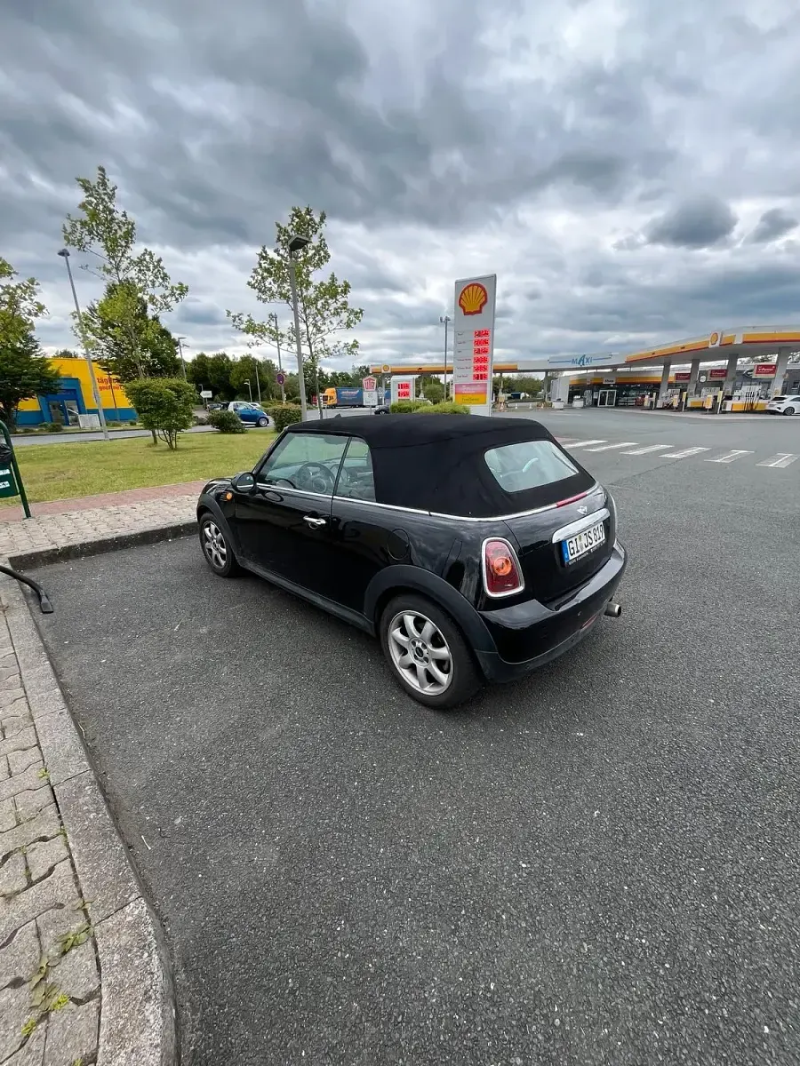 Gebraucht Mini Cooper Cabriolet 120 PS (88 kW) 2009 Schwarz Cabrio