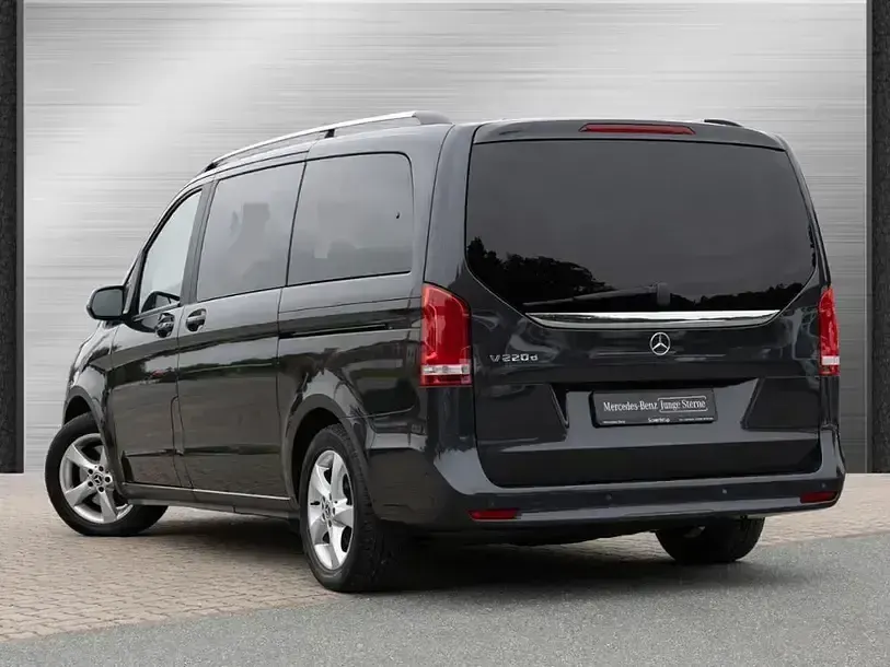 Gebraucht Mercedes V220 Edition 163 PS (119 kW) 2021 Grau Van / Kleinbus