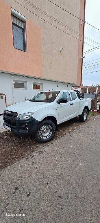 Weiß Gebraucht 2023 Isuzu D-Max Abholung | 27.900 € - Bild 1/4