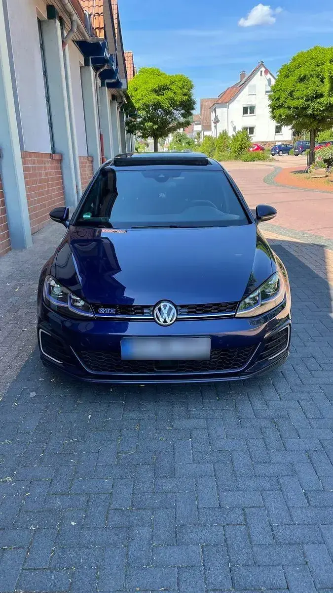 Gebraucht VW Golf VII GTE 204 PS (150 kW) 2017 Blau Limousine