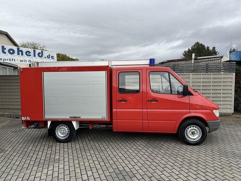 Gebraucht Mercedes Sprinter 143 PS (105 kW) 1998 Rot Van