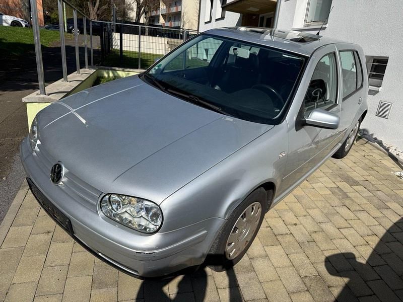 Gebraucht VW Golf IV Highline 105 PS (77 kW) 2002 Silber Kleinwagen